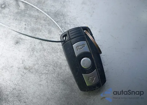 2009 BMW 128I z USA, uszkodzony, nr VIN WBAUL73529VJ75047